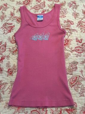 Vintage 90s Roxy Pink baby blue Ribbed Tank Top with Blue Graphic